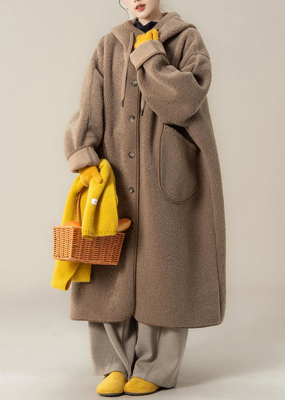Classic Vintage Coat with a Flattering Fit