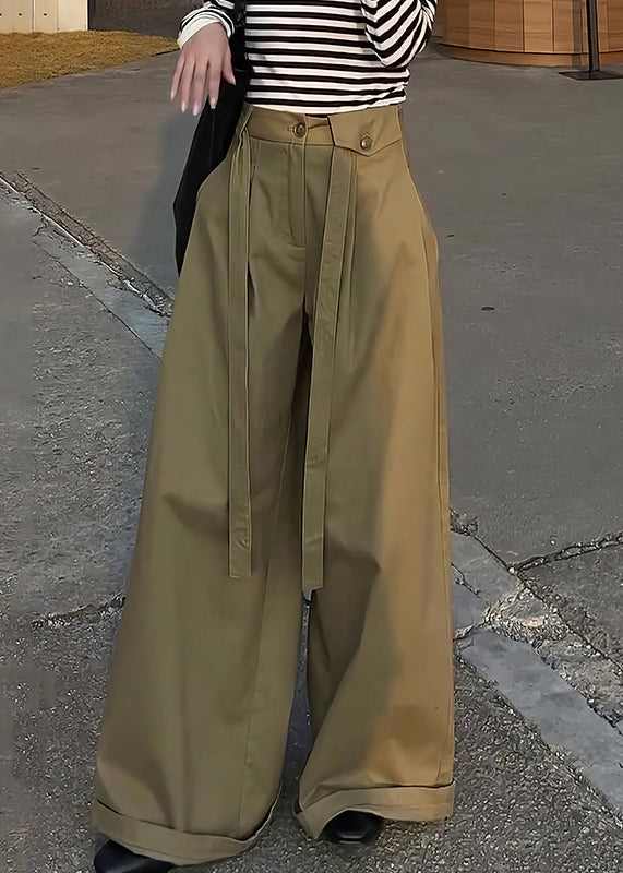 Beautifully Finished Pants in a Timeless Design
