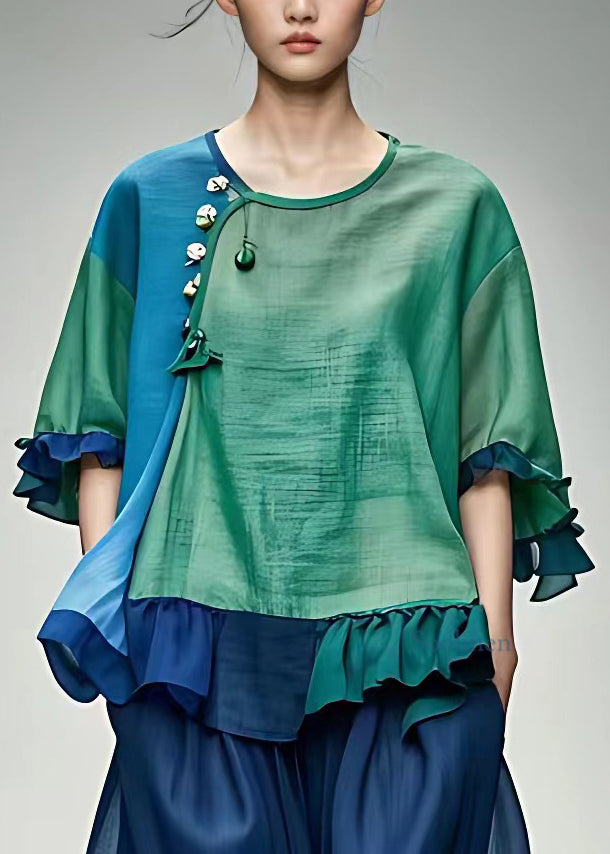 A Vintage Style Top with Delicate Timeless Details