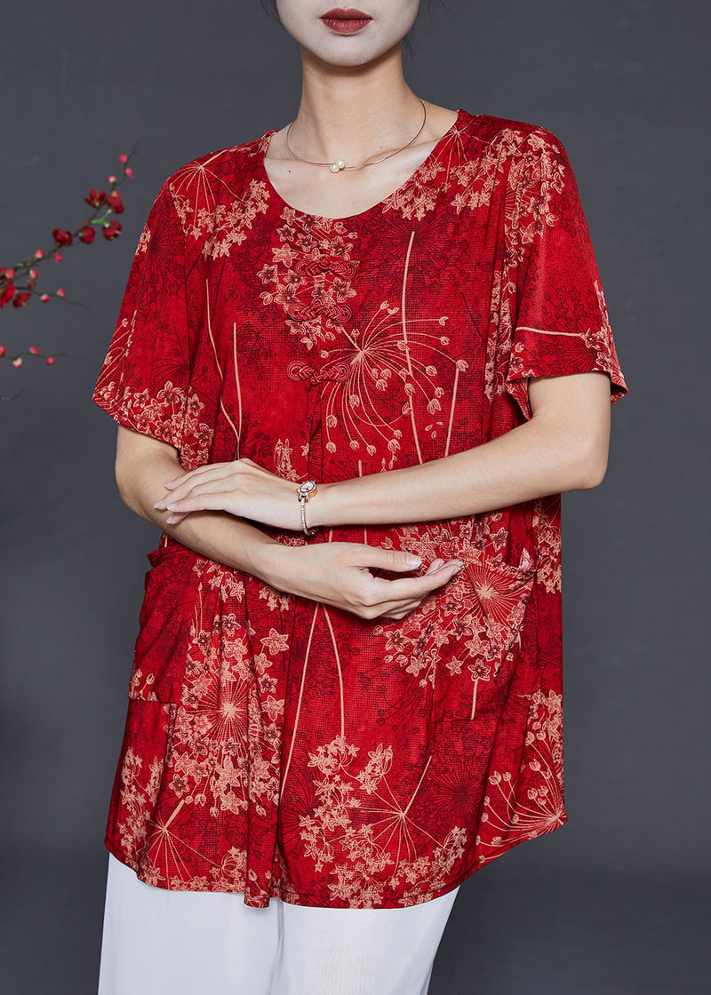 Well Tailored Blouse with a Graceful Silhouette