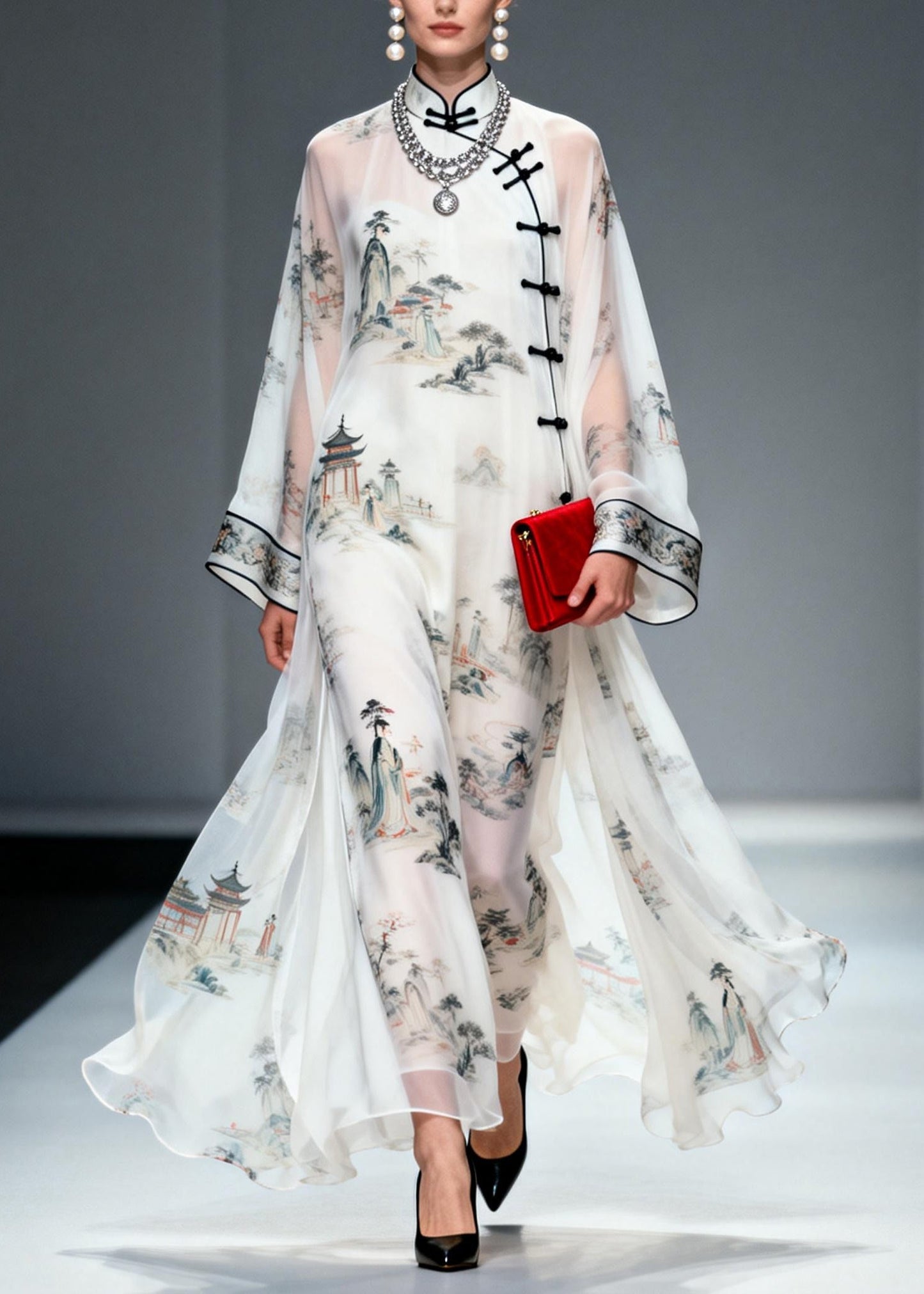 Beautifully Crafted Dress in a Classic Style