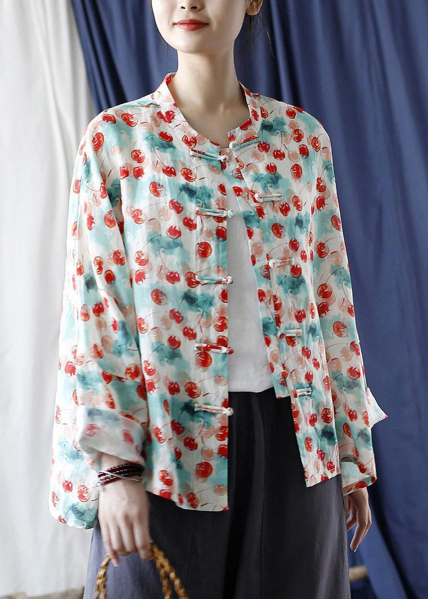 Sophisticated Blouse with a Clean Classic Look