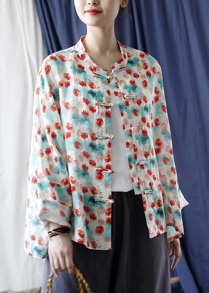 Sophisticated Blouse with a Clean Classic Look