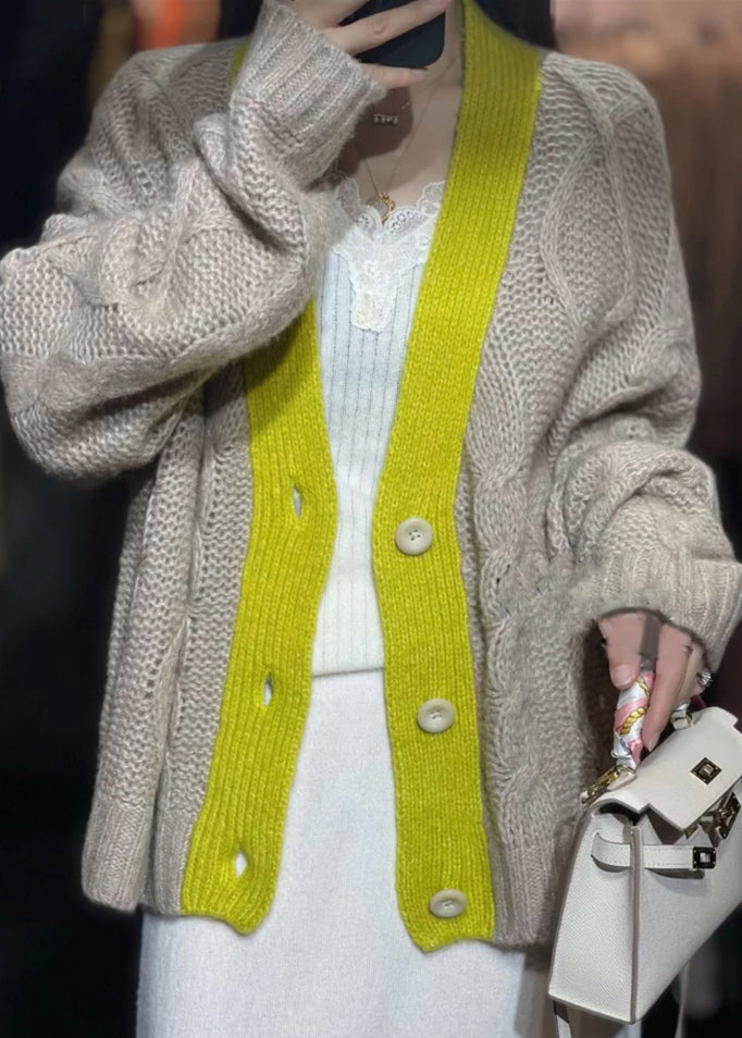 Classic Vintage & Enduringly Stylish Cardigan