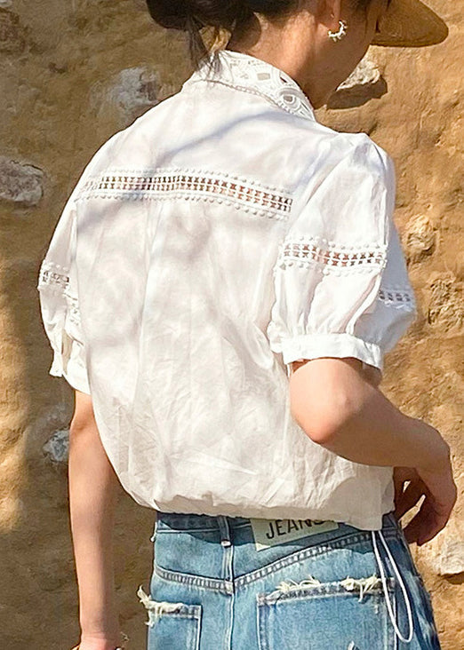 Effortlessly Elegant Shirt with a Timeless Design