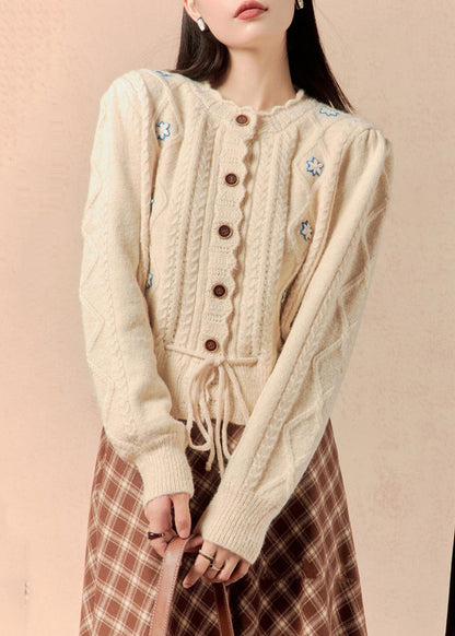 Elegantly Styled Sweater for Everyday Wear