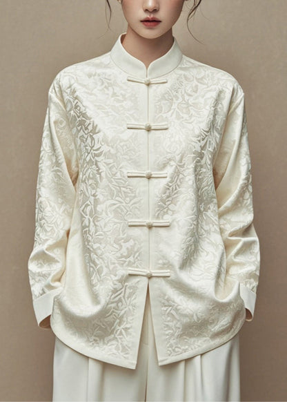 Classic Vintage Coat with a Flattering Fit