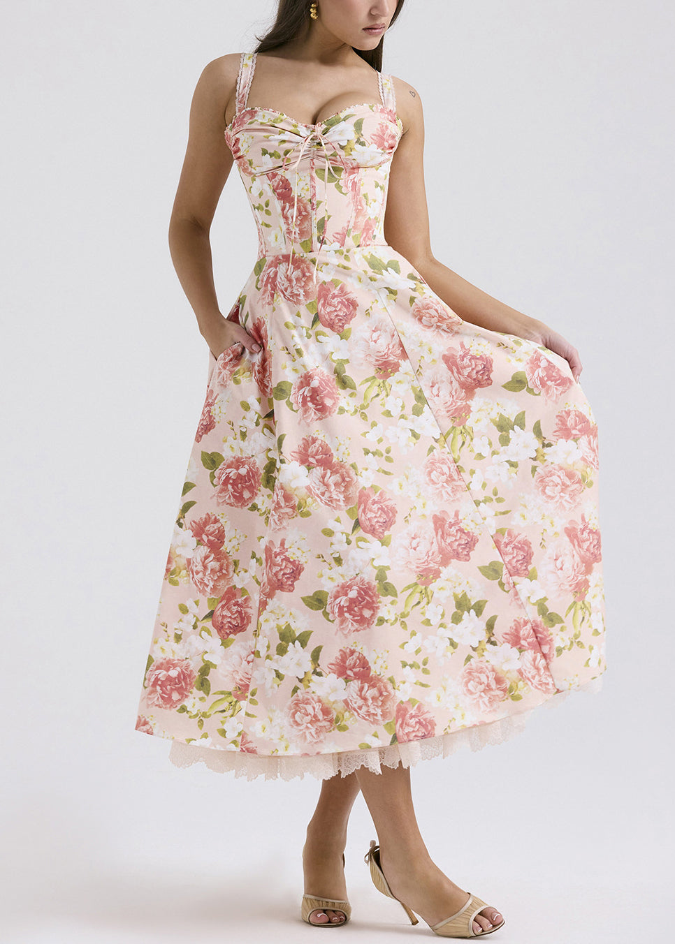 Polished Dress with an Effortless Classic Look