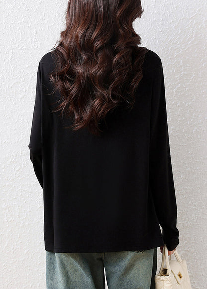 Effortlessly Elegant Top with a Timeless Design