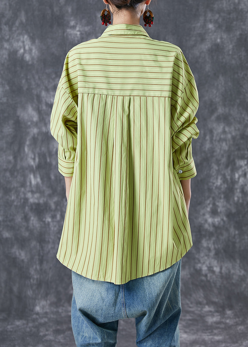 Effortlessly Elegant Blouse with a Timeless Design