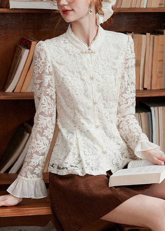 Effortlessly Elegant Shirt with a Timeless Design