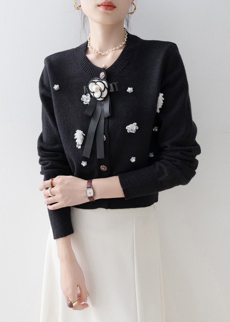 Classic Vintage Cardigan with a Flattering Fit
