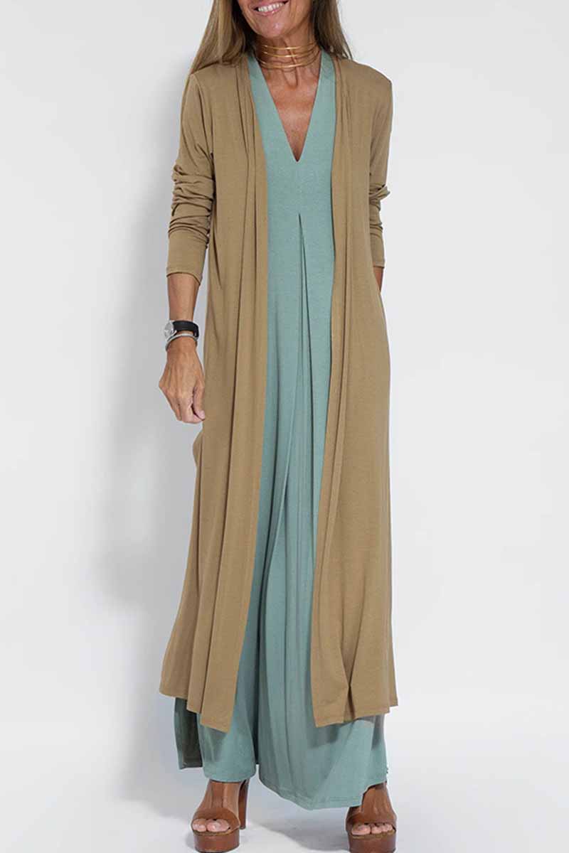 Classic Vintage Cardigan with a Flattering Fit