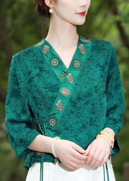Beautifully Crafted Top in a Classic Style