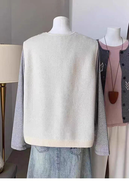 Elegantly Styled Coat for Everyday Wear