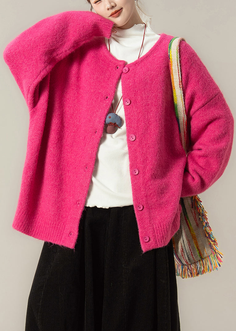 Well Tailored Cardigan with a Graceful Silhouette
