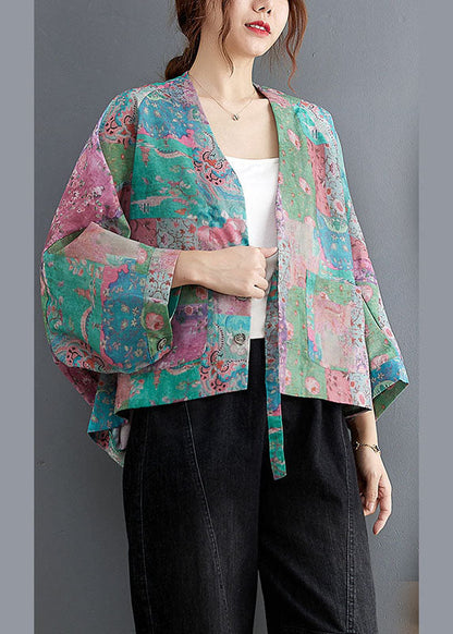 Well Tailored Coat with a Graceful Silhouette
