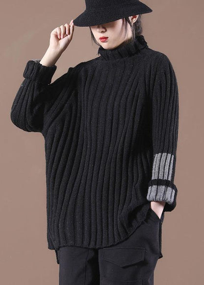 Well Tailored Sweater with a Graceful Silhouette