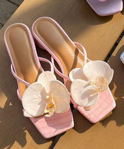 Graceful Orthopedic Sandals for Modern Look