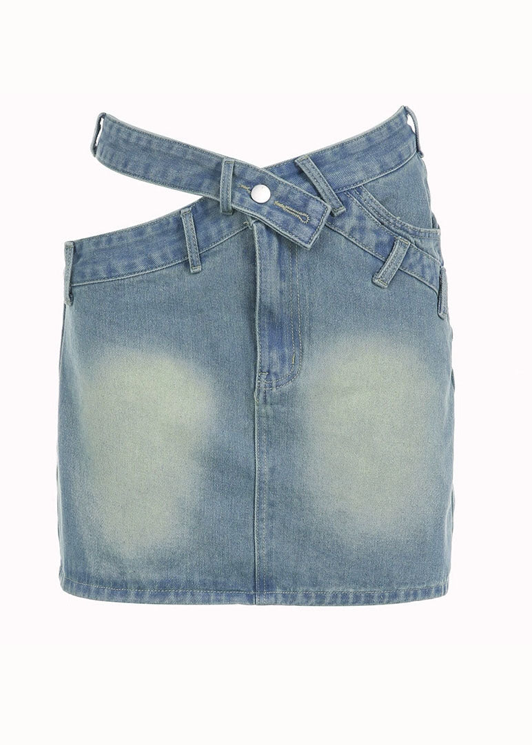 Sophisticated Garment with a Clean Classic Look