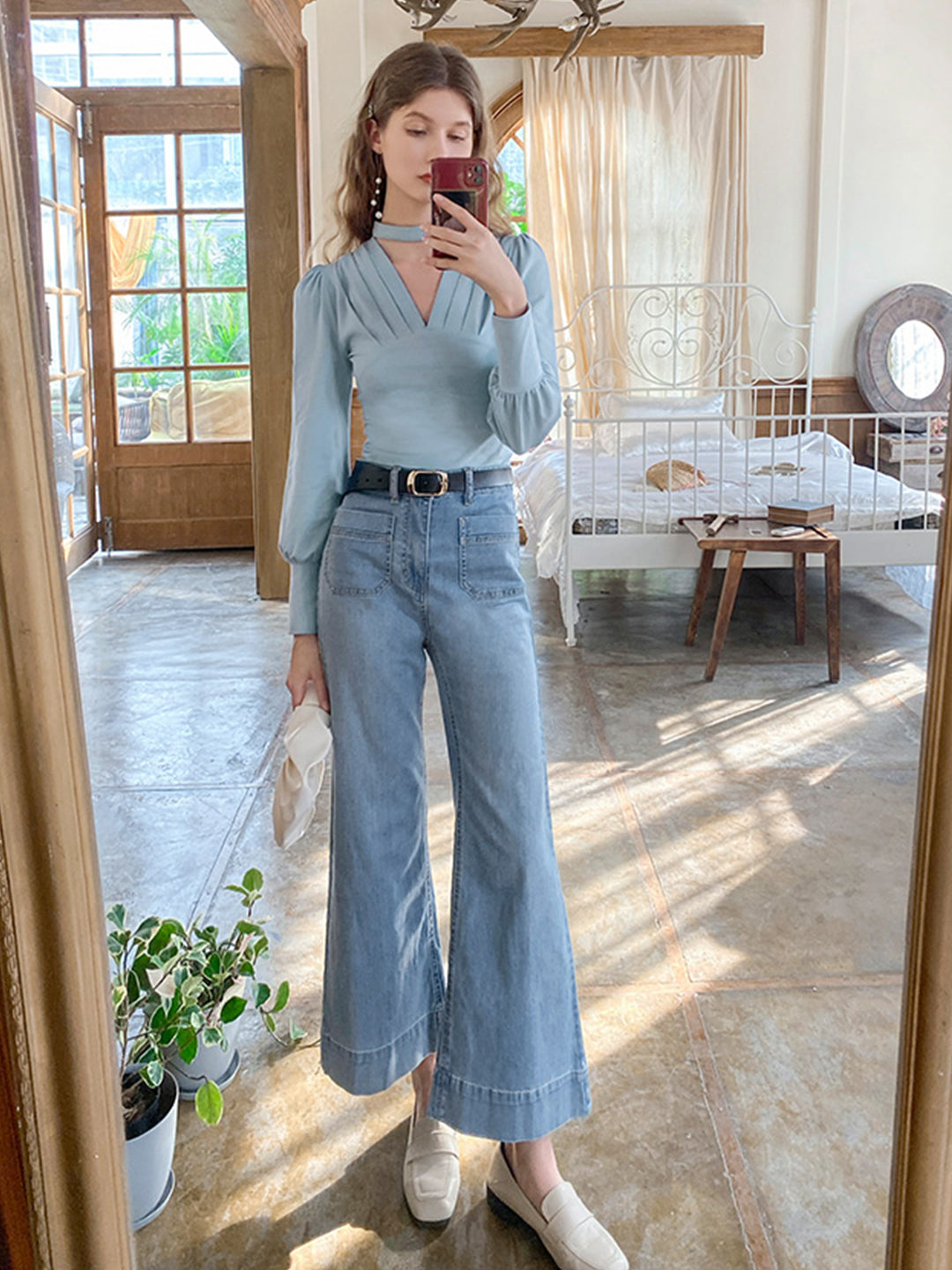 Classic Vintage Blouse with a Flattering Fit