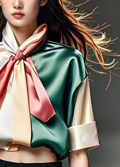 Well Tailored Blouse with a Graceful Silhouette