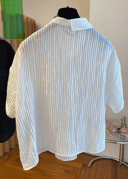 Well Tailored Blouse with a Graceful Silhouette