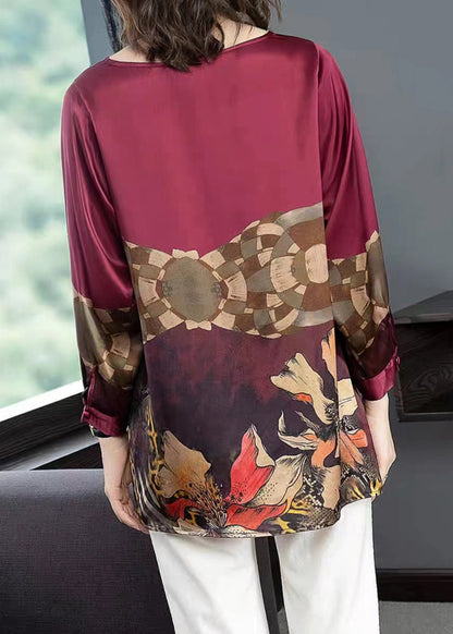 Effortlessly Elegant Top with a Timeless Design