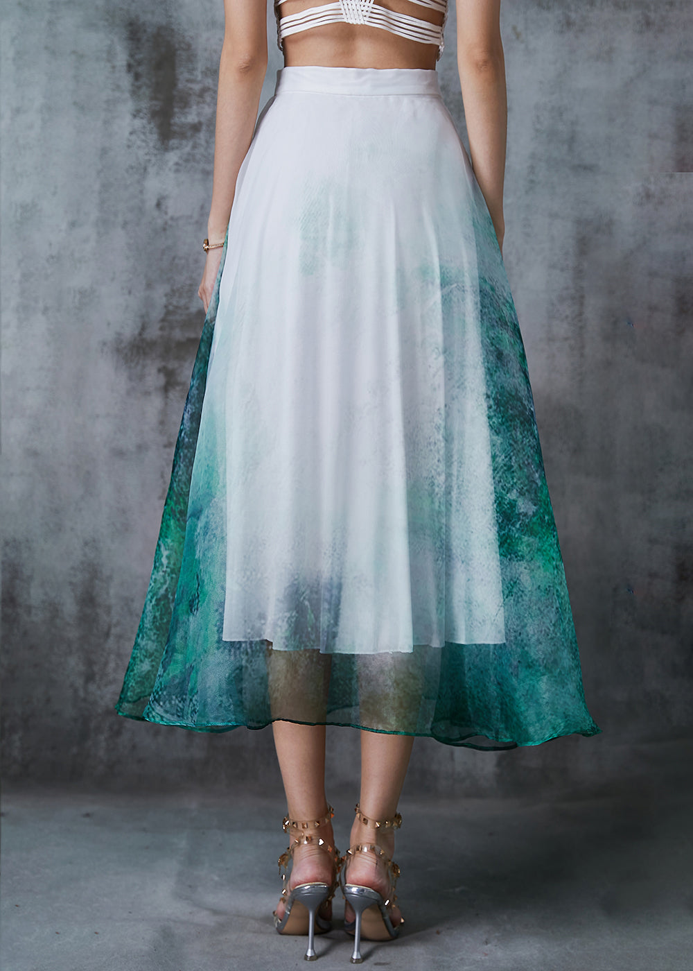 Classic Vintage Garment with a Flattering Fit