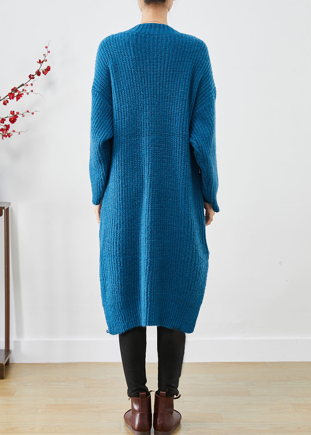 Gracefully Styled Coat for Any Occasion