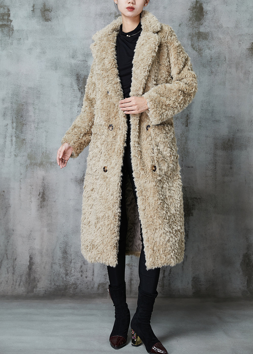 Beautifully Crafted Coat in a Classic Style