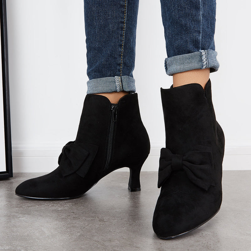 Graceful Orthopedic Boots for Modern Look