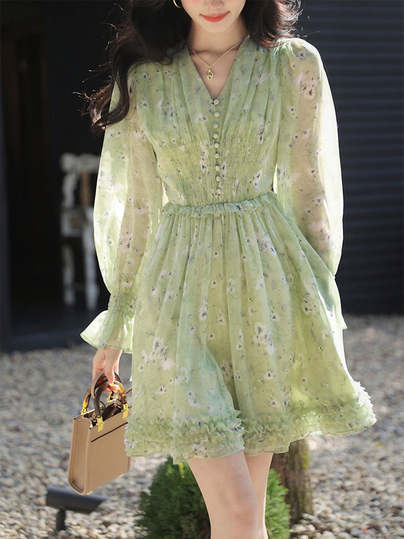 Gracefully Styled Dress for Any Occasion