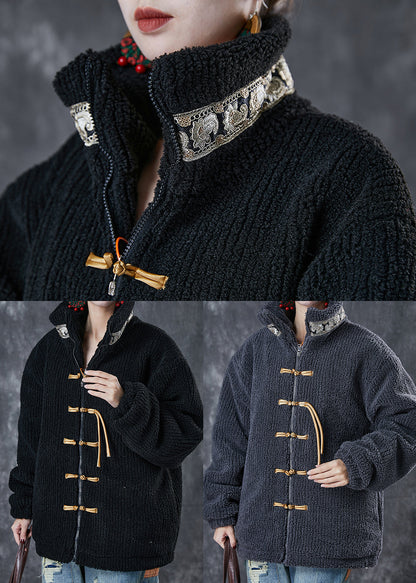 Beautifully Finished Coat in a Timeless Design