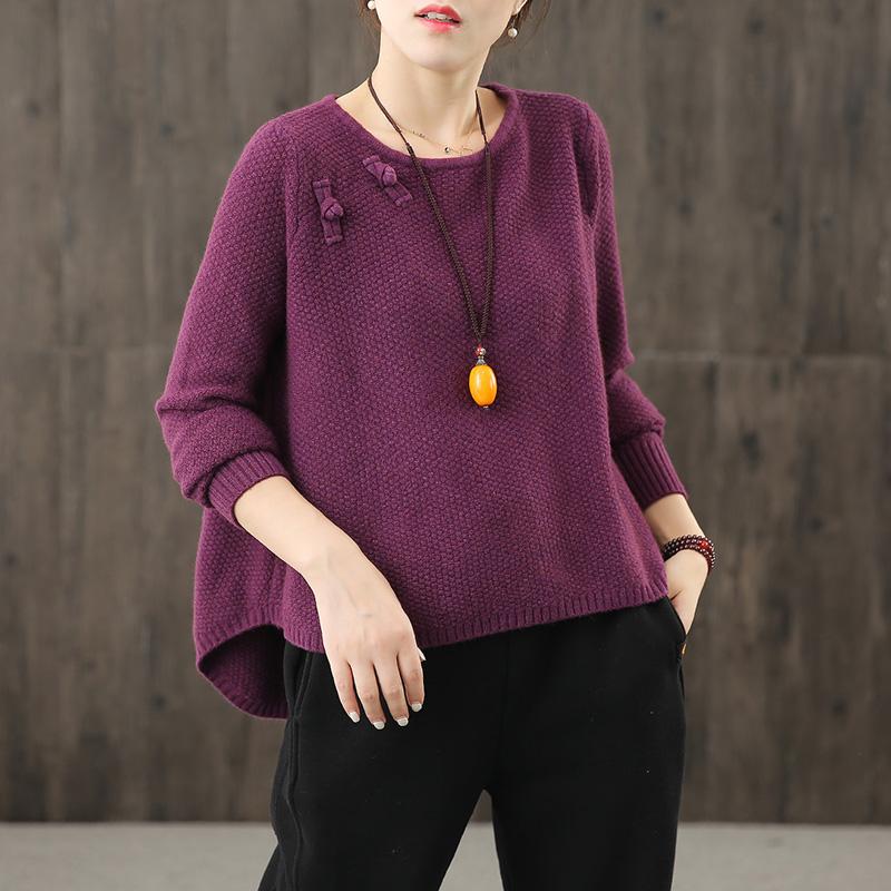 Well Tailored Sweater with a Graceful Silhouette