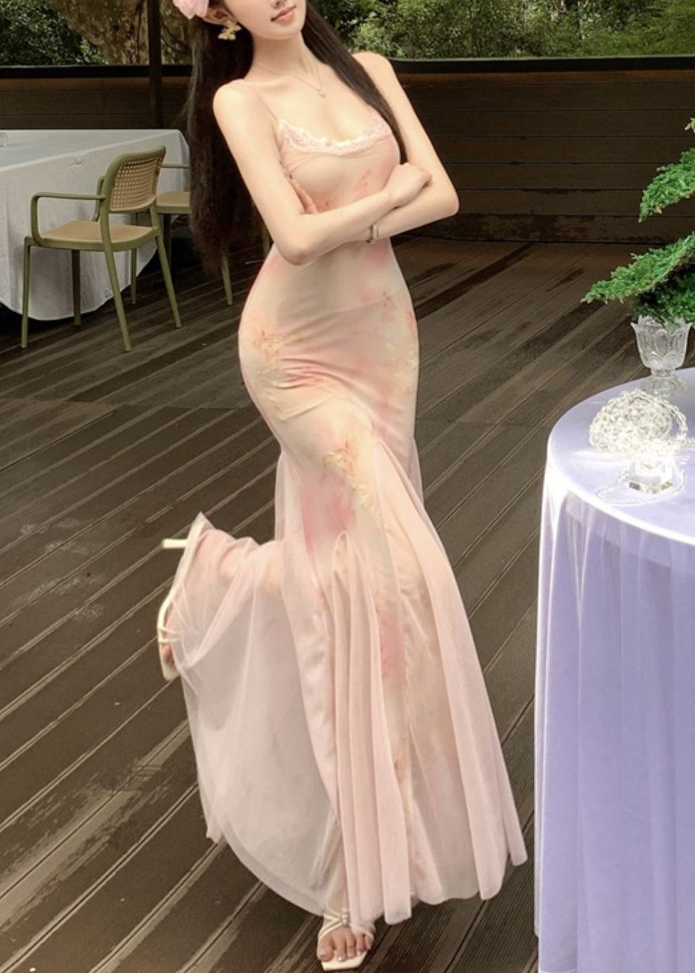 Gracefully Styled Dress for Any Occasion