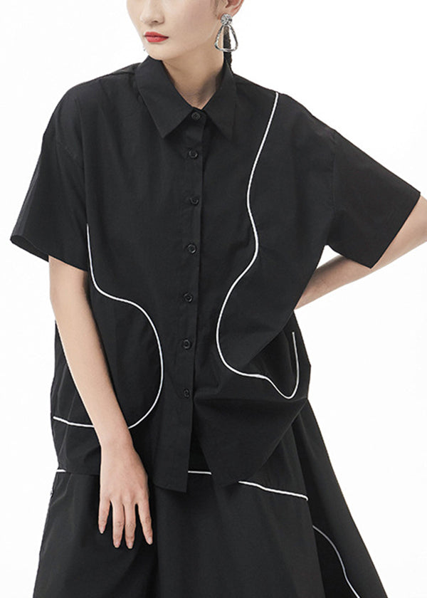 Classic Vintage Blouse with a Flattering Fit