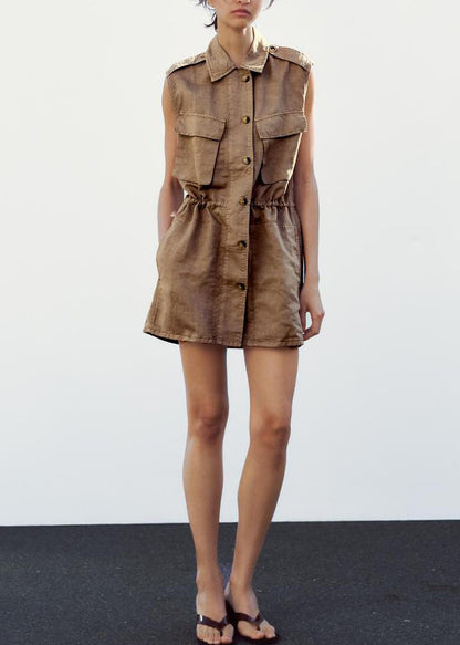 Well Tailored Dress with a Graceful Silhouette