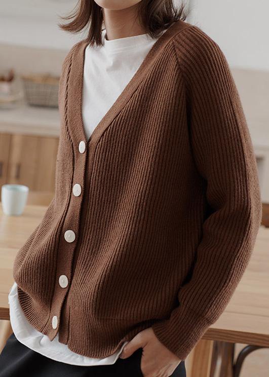 Effortlessly Elegant Top with a Timeless Design