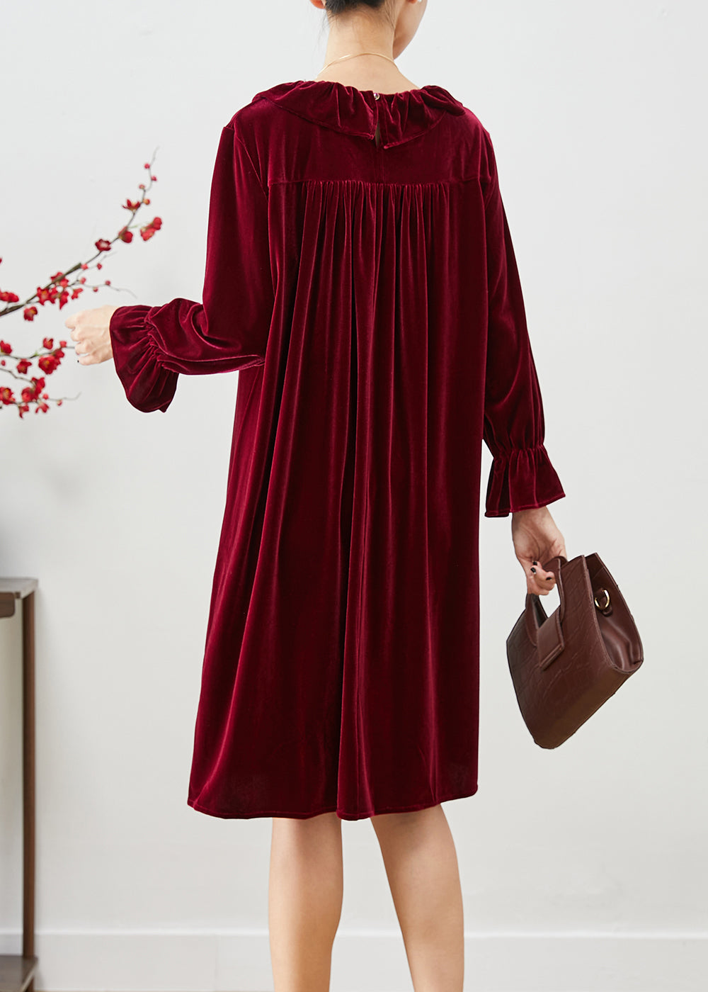 Sophisticated Dress with a Clean Classic Look