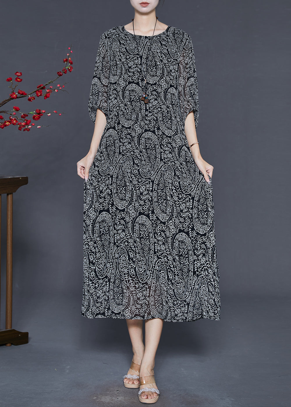 Polished Dress with an Effortless Classic Look