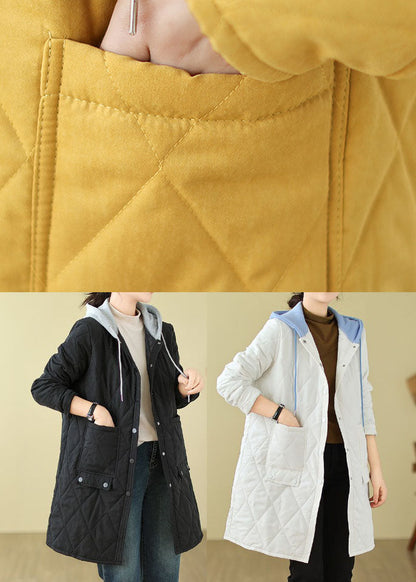 Elegantly Styled Coat for Everyday Wear