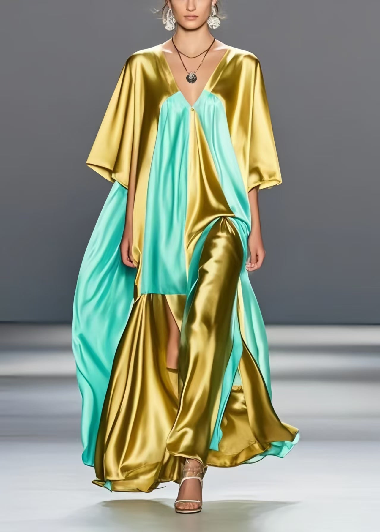 Classic Vintage & Enduringly Stylish Dress