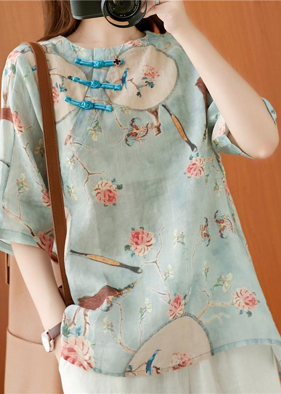 Effortlessly Elegant Shirt with a Timeless Design