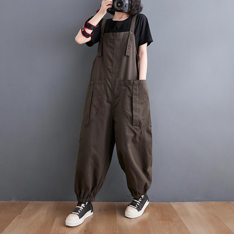 Well Tailored Garment with a Graceful Silhouette