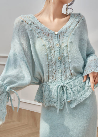 Effortlessly Elegant Sweater with a Timeless Design