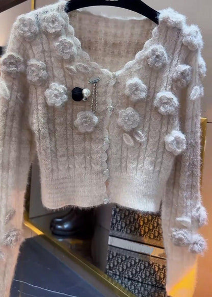 Beautifully Finished Sweater in a Timeless Design