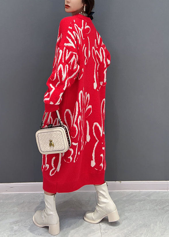 Well Tailored Sweater with a Graceful Silhouette