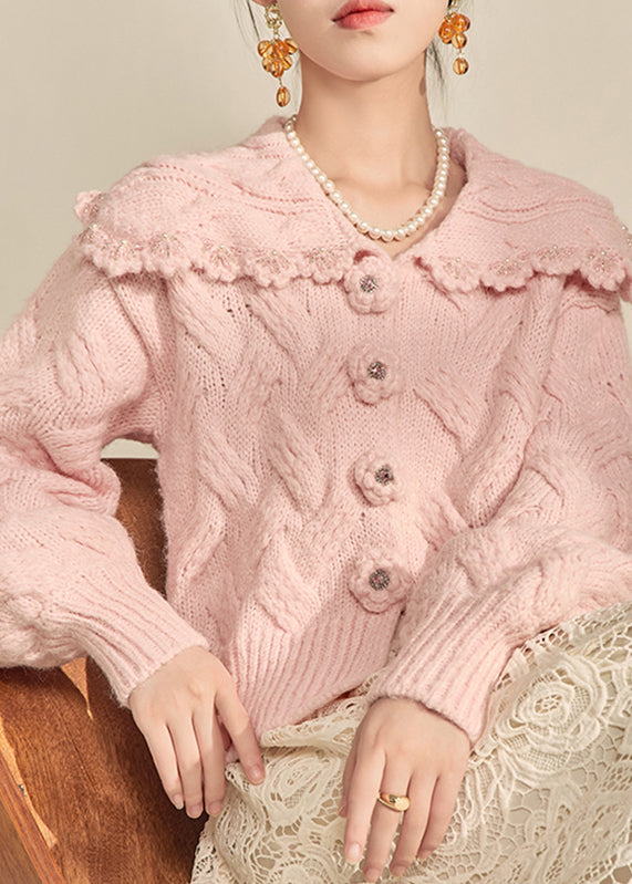 Beautifully Crafted Cardigan in a Classic Style