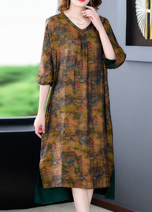 Classic Vintage Dress with a Flattering Fit